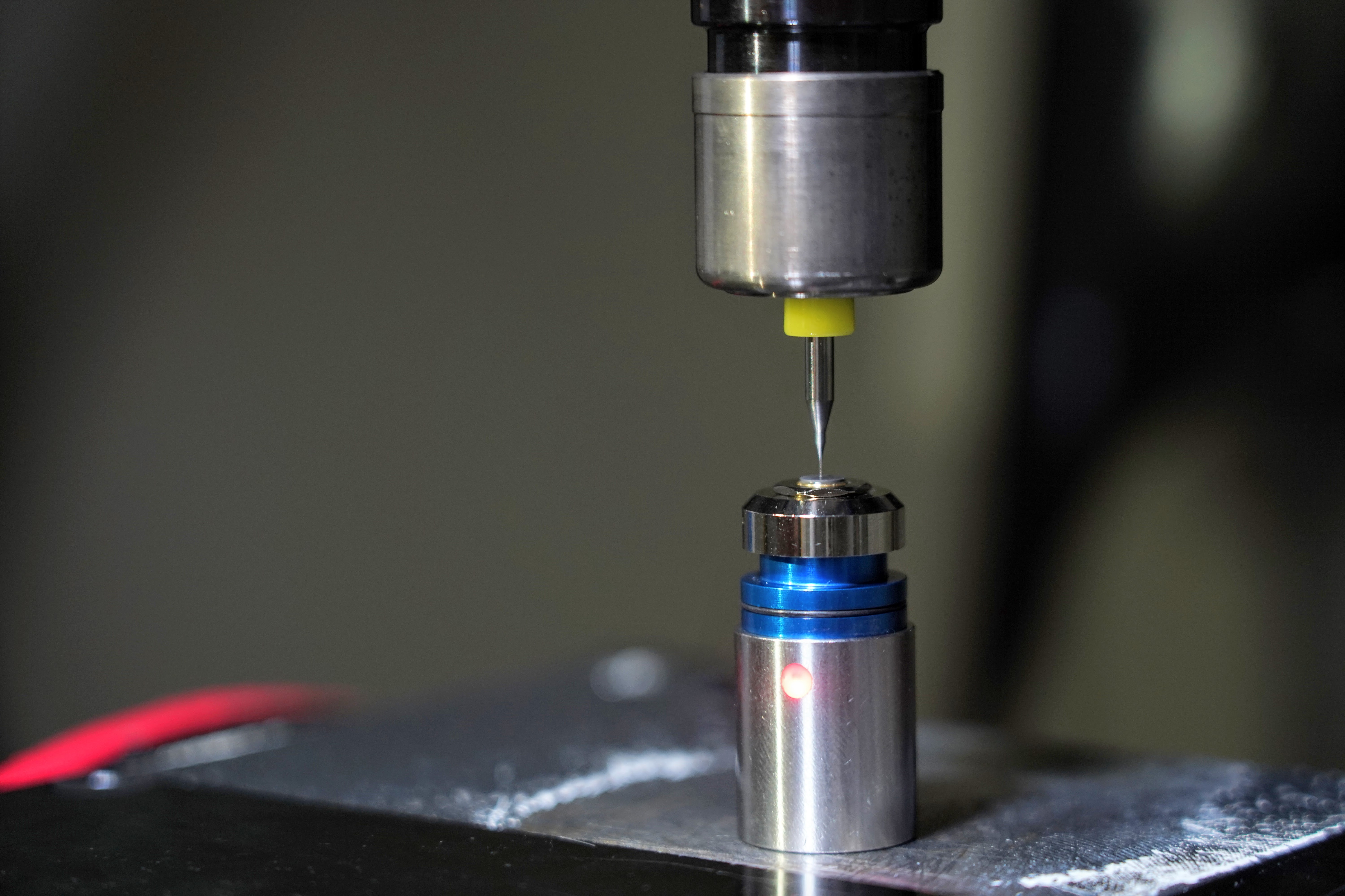 得盛世 BTS-5 對刀儀實際量測直徑 0.1mm 微小刀具