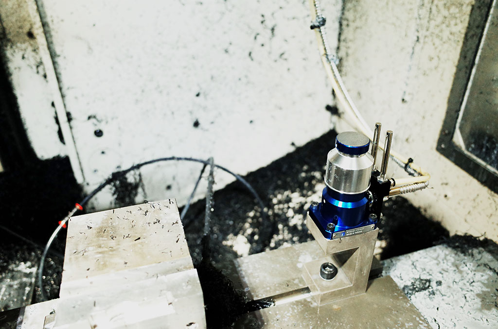 T-SENSE 得盛世對刀儀 CNC 加工中心機實機安裝與對刀觸發特寫